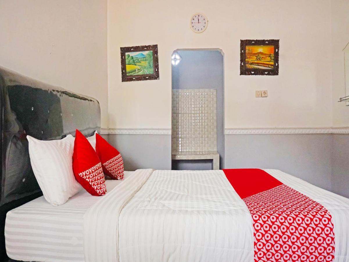 Oyo 90369 An Nur Family Homestay Syariah Cigombong Eksteriør billede