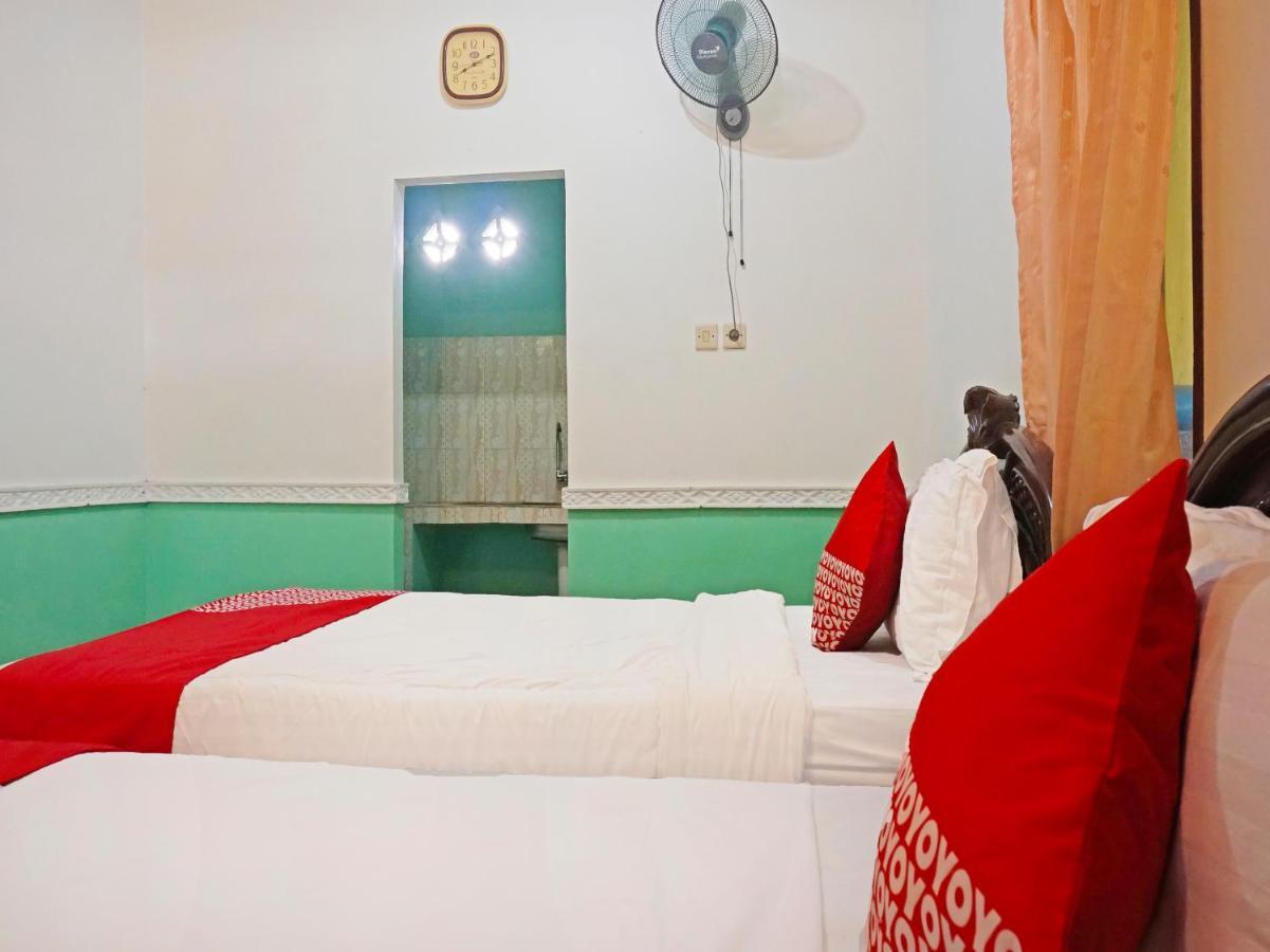 Oyo 90369 An Nur Family Homestay Syariah Cigombong Eksteriør billede