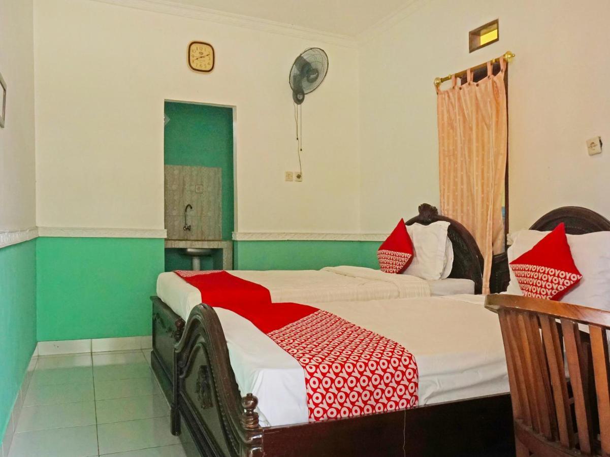 Oyo 90369 An Nur Family Homestay Syariah Cigombong Eksteriør billede