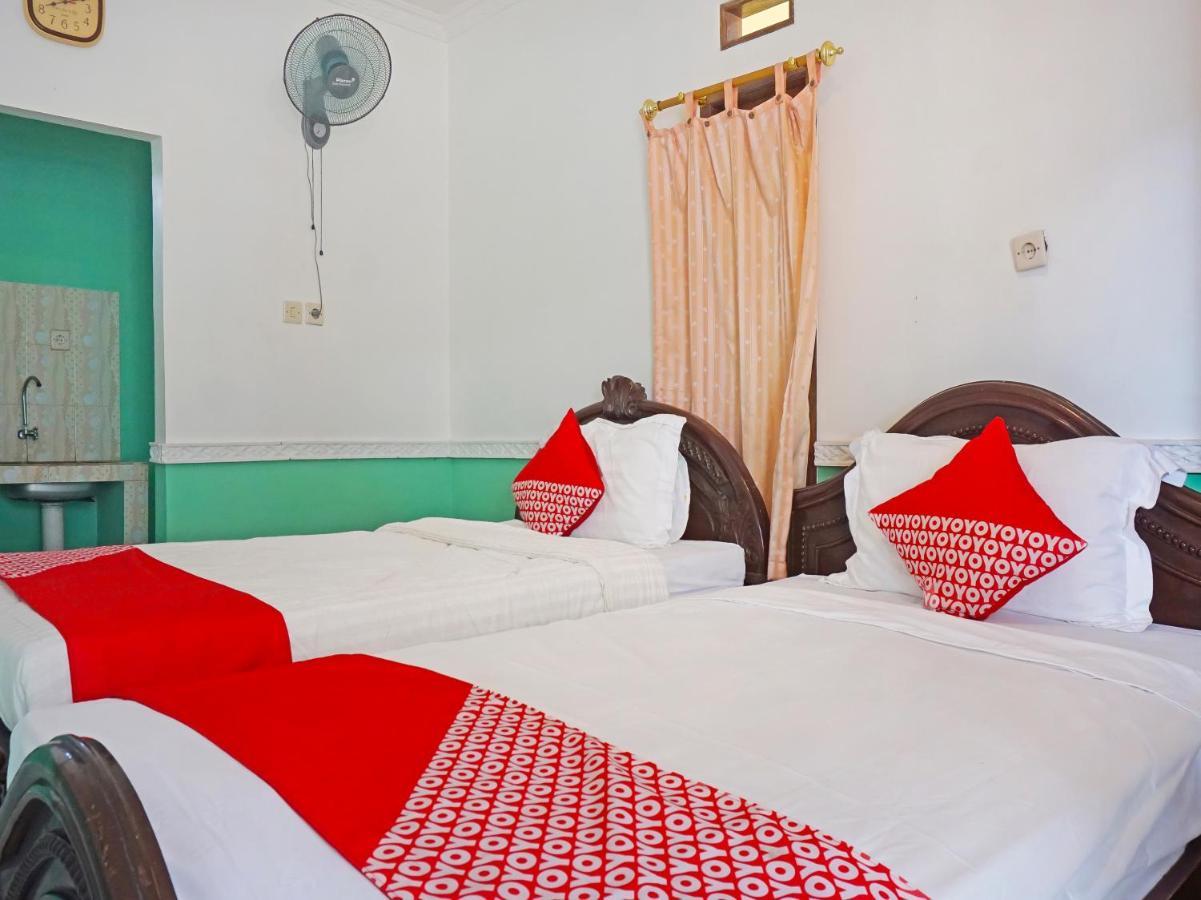 Oyo 90369 An Nur Family Homestay Syariah Cigombong Eksteriør billede